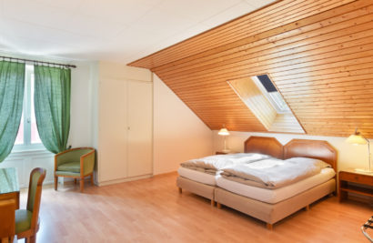 Doppelzimmer mit zwei Einzelbetten