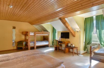 Familien-Zimmer