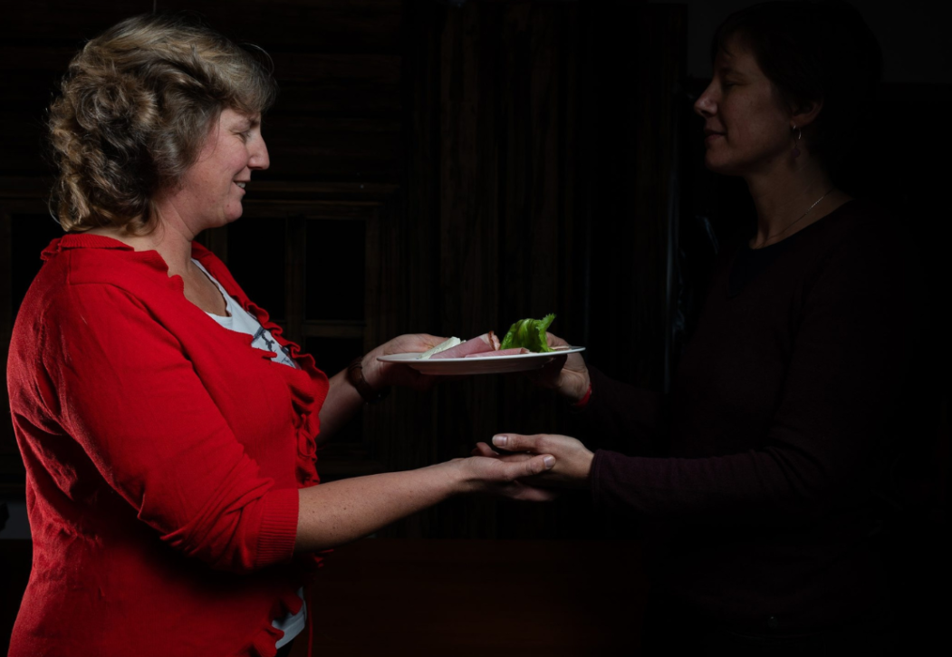 Repas dans le noir à l'Hôtel de l'Aigle