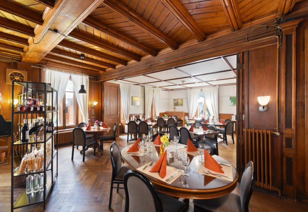 Feiern Sie das Jahresende gemeinsam im Hôtel de l’Aigle: eine gesellige Auszeit vor den Feiertagen